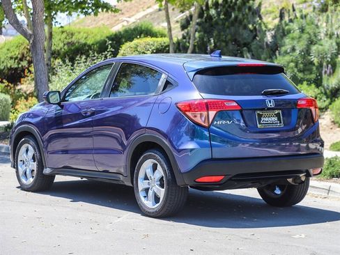 Used 2016 Honda HR-V EX image 4