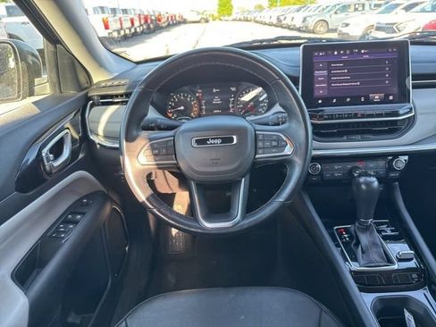 Used 2022 Jeep Compass Limited AWD/4WD image 20