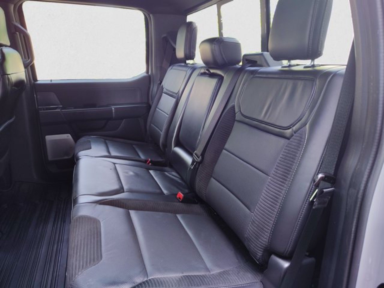 Used 2023 Ford F150 Raptor AWD/4WD image 17