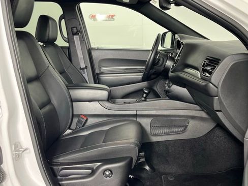 Used 2022 Dodge Durango GT image 34