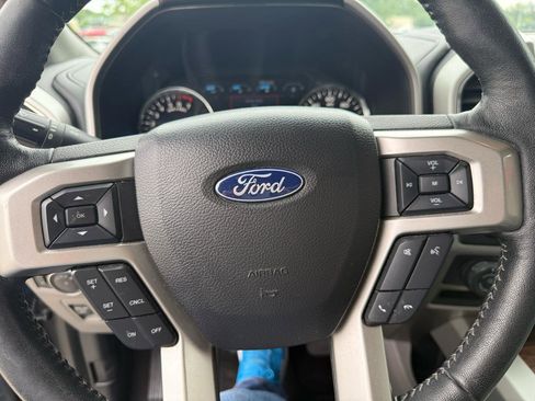 Used 2020 Ford F150 Lariat AWD/4WD image 17