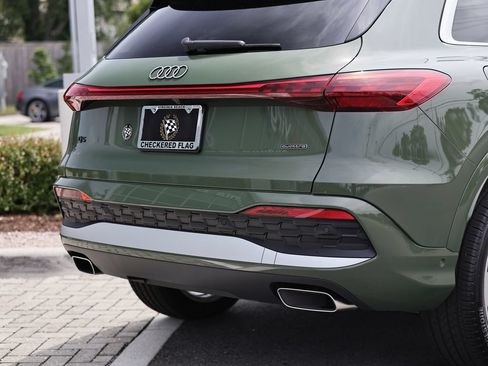 Certified 2025 Audi Q5 Premium w/ Premium Plus AWD/4WD image 9