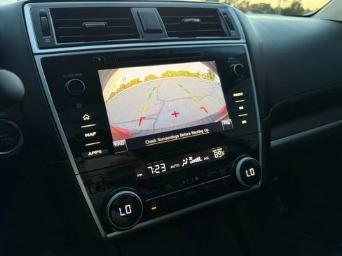 Used 2018 Subaru Outback 2.5i Limited image 21