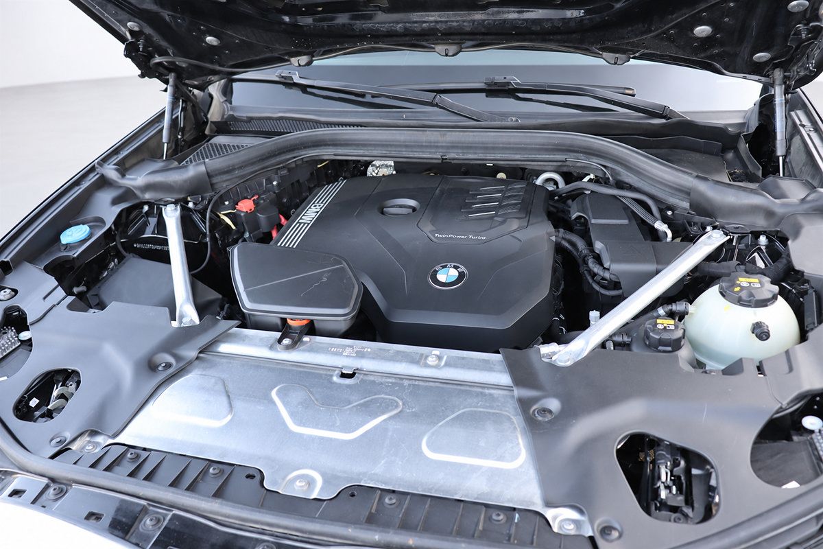 Used 2022 BMW X4 xDrive30i AWD/4WD image 44