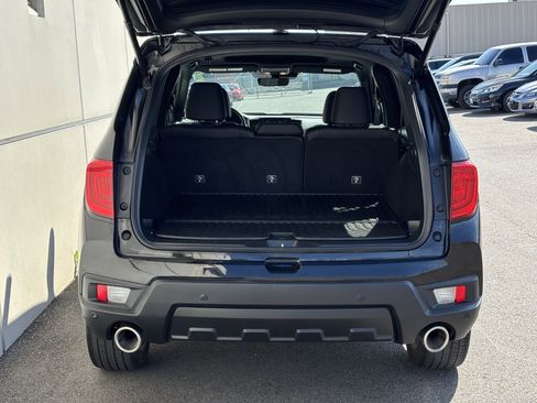 Used 2023 Honda Passport EX-L image 7