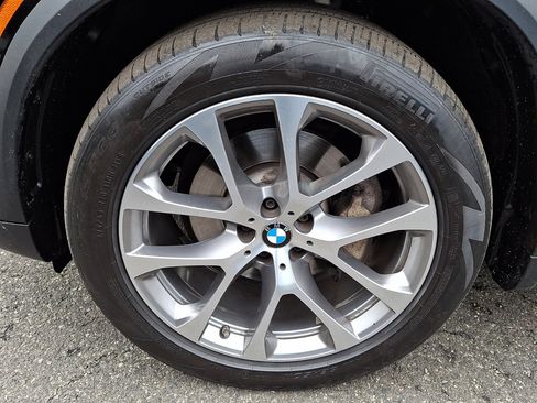 Used 2019 BMW X5 xDrive40i w/ Convenience Package image 9