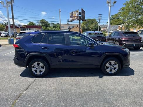 Used 2025 Toyota RAV4 XLE FWD image 11