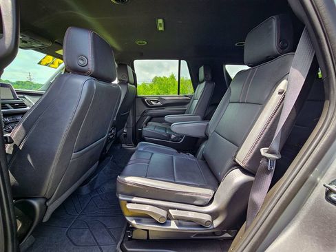 Used 2024 Chevrolet Tahoe RST w/ Luxury Package AWD/4WD image 30