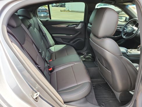 Used 2020 Cadillac CT5 V w/ Premium Package RWD image 10