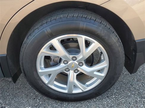 Used 2019 Chevrolet Equinox Premier w/ LPO, Floor Liner Package image 32