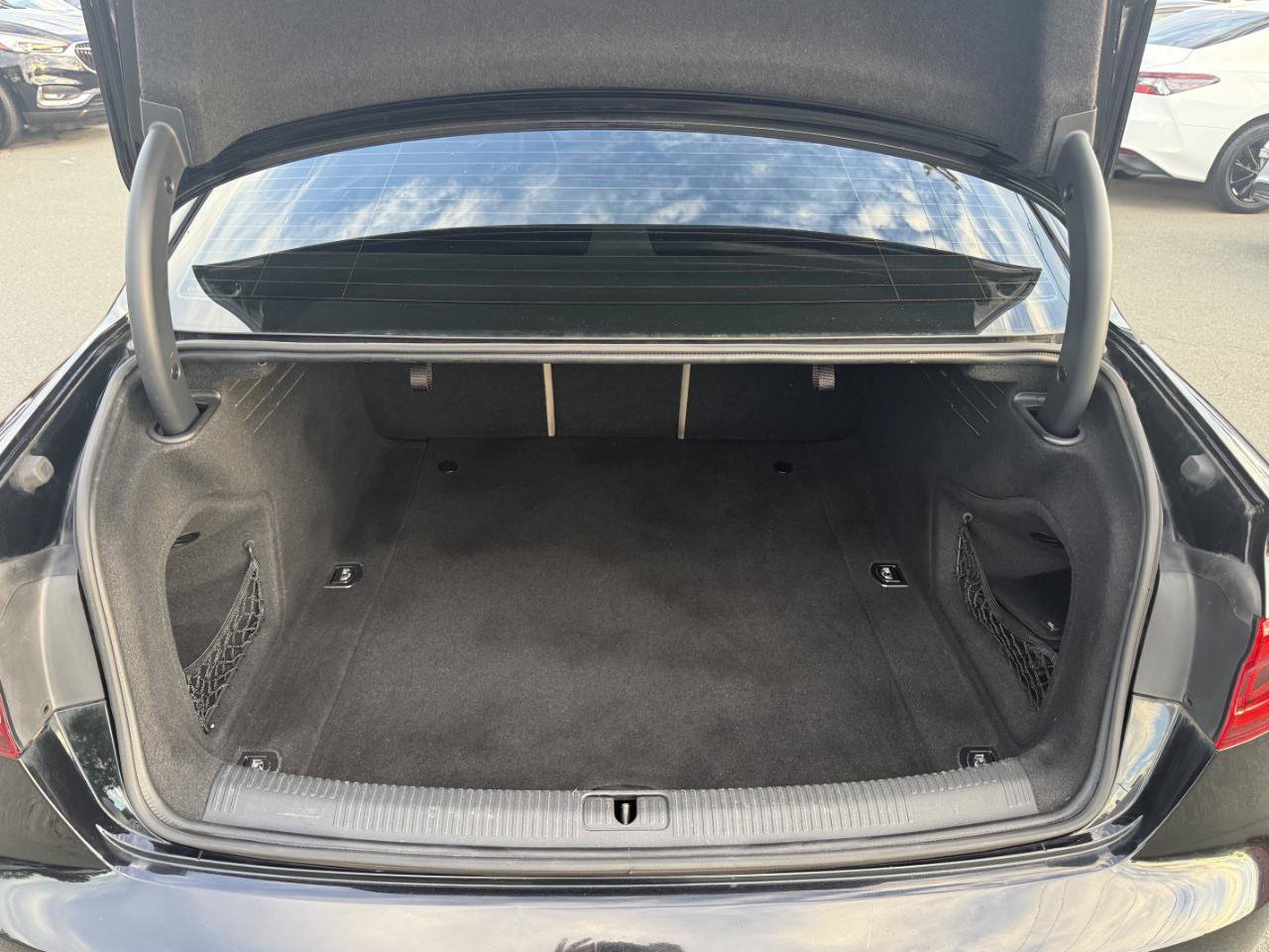 Used 2017 Audi A4 2.0T Premium FWD image 10