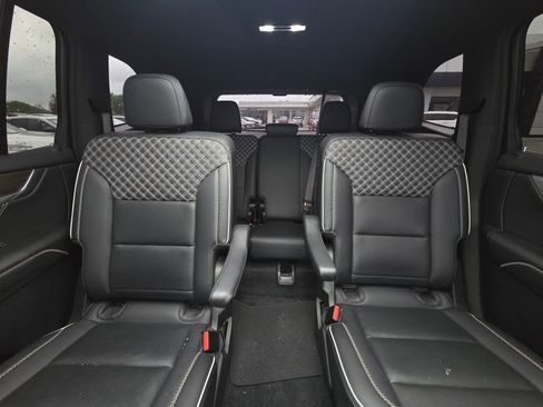 Used 2024 GMC Acadia Denali w/ Super Cruise Package image 29