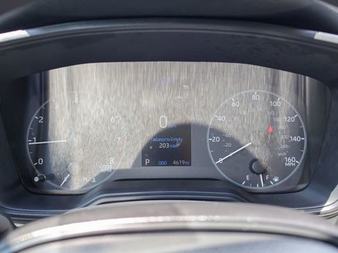 Used 2025 Toyota Corolla LE FWD image 12