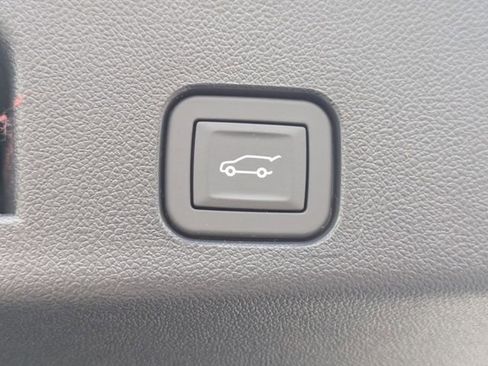 New 2026 Chevrolet Traverse Z71 w/ Enhanced Driving Package image 35