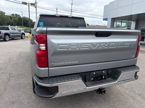 Used 2023 Chevrolet Silverado 1500 LT AWD/4WD image 26