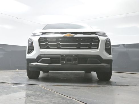 Used 2025 Chevrolet Equinox LT image 31