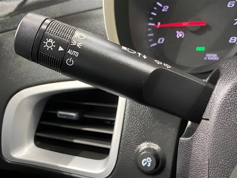 Used 2016 Chevrolet Equinox LT w/ Convenience Package image 21