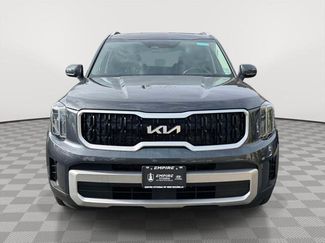 Used 2023 Kia Telluride EX w/ EX Captain's Chair Package video 2
