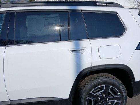New 2026 Jeep Cherokee Laredo AWD/4WD image 4