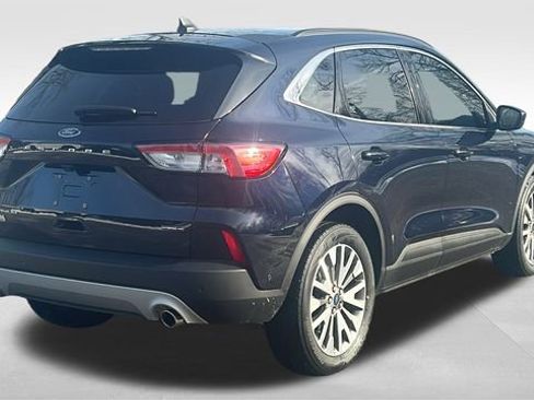 Used 2021 Ford Escape Titanium image 14