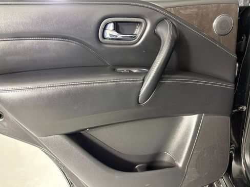 Used 2024 INFINITI QX80 Luxe image 42