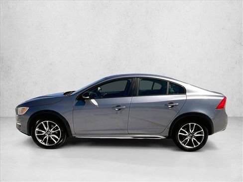 Used 2016 Volvo S60 T5 Cross Country Platinum AWD/4WD image 6