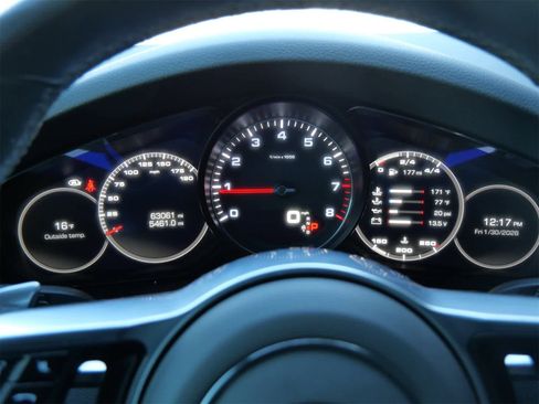 Used 2019 Porsche Cayenne S image 22