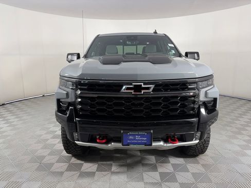 Used 2024 Chevrolet Silverado 1500 ZR2 w/ Technology Package AWD/4WD image 2