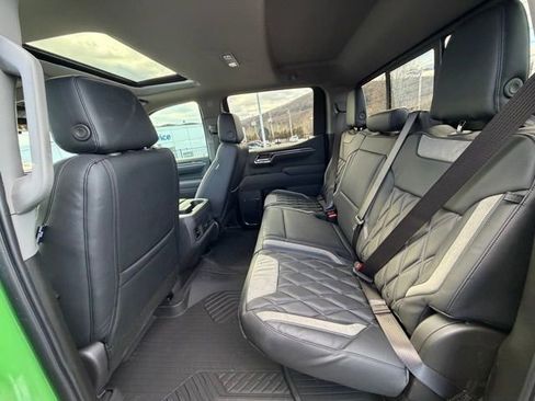 New 2026 Chevrolet Silverado 1500 RST AWD/4WD image 41