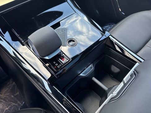 New 2026 Land Rover Range Rover Sport SE image 24