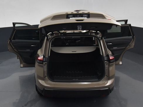 Certified 2025 Nissan Rogue SV image 45