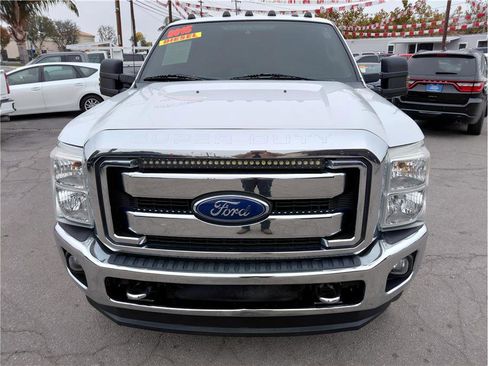 Used 2015 Ford F250 Lariat w/ Chrome Package image 18