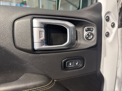 Used 2024 Jeep Wrangler Sahara w/ Technology Group image 19