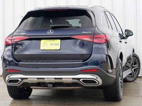 Used 2024 Mercedes-Benz GLC 300 4MATIC w/ AMG Line image 5