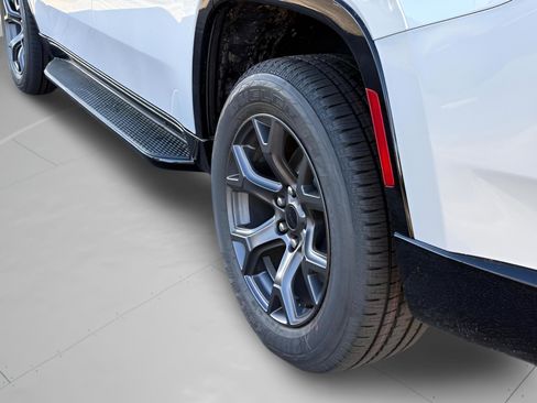 New 2026 Jeep Grand Wagoneer Limited AWD/4WD image 31