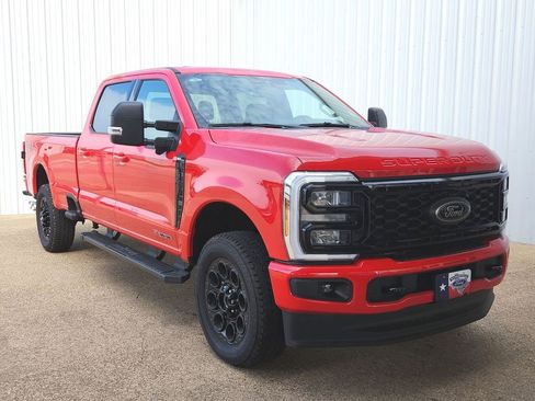 New 2026 Ford F350 XLT w/ XLT Premium Package AWD/4WD image 1