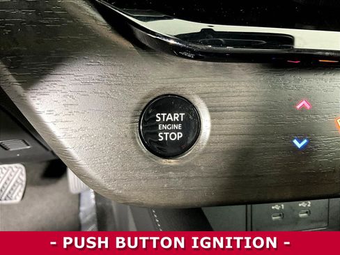 Certified 2025 Nissan Murano SL AWD/4WD image 38