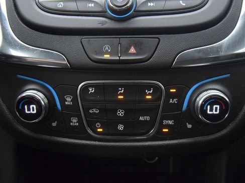 Used 2024 Chevrolet Equinox LT AWD/4WD image 33