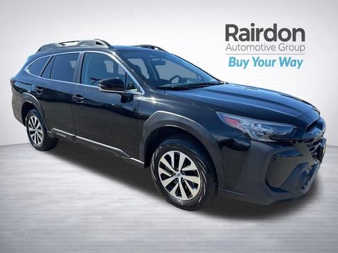 Used 2023 Subaru Outback Premium AWD/4WD image 1