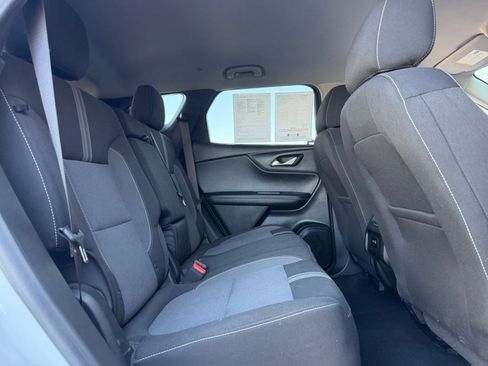 Used 2025 Chevrolet Blazer LT image 27