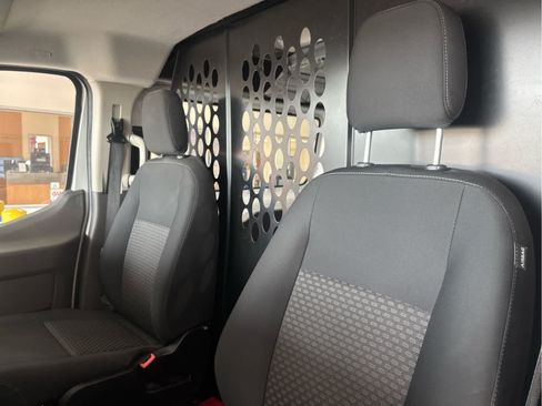 Used 2025 Ford Transit 250 Low Roof w/ Exterior Upgrade Package RWD image 30