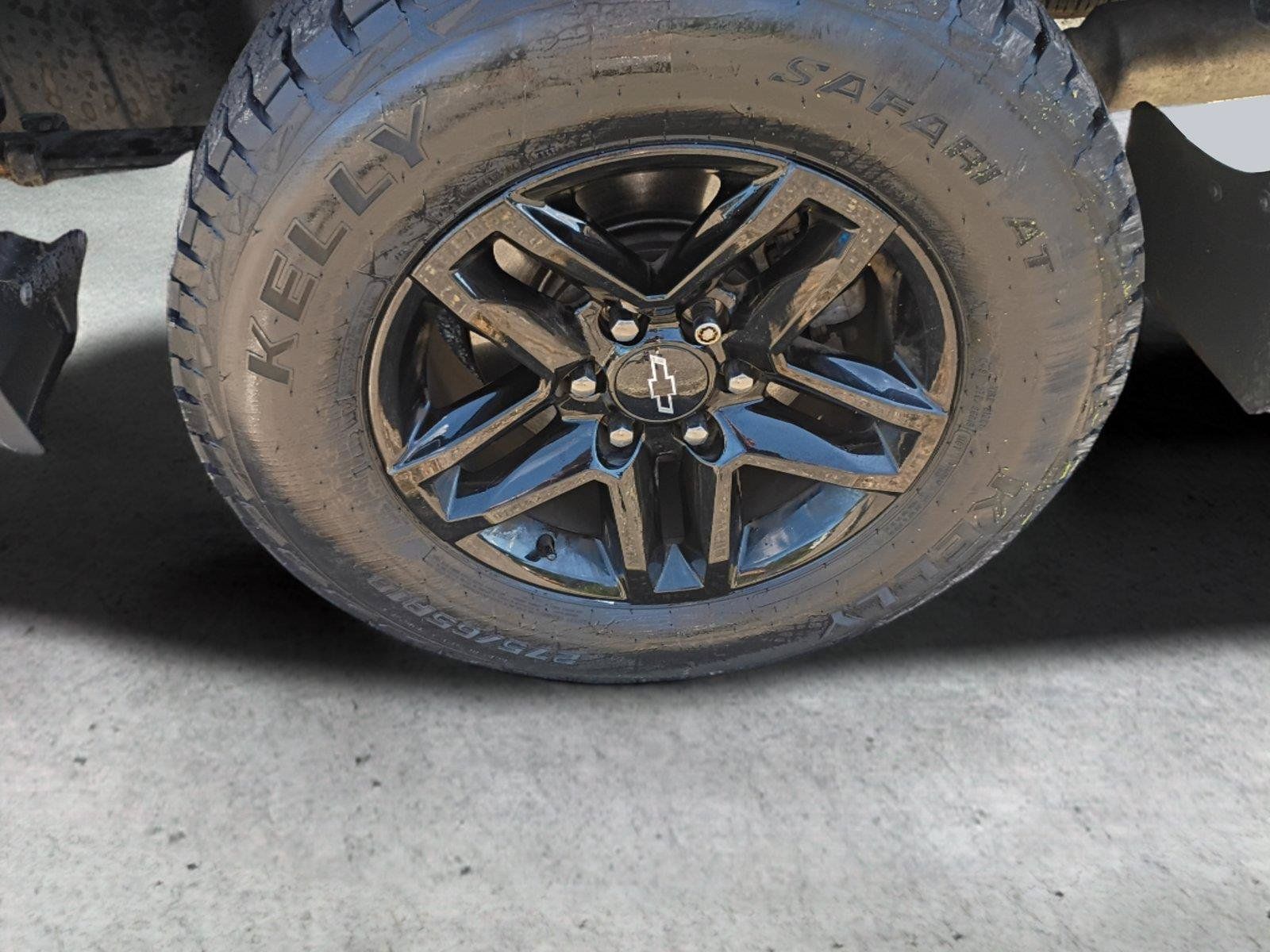 Used 2022 Chevrolet Silverado 1500 Custom Trail Boss AWD/4WD image 20