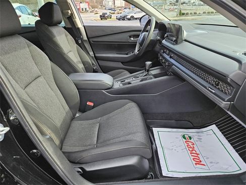 Used 2024 Honda Accord EX image 15