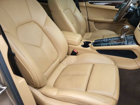 Used 2017 Porsche Macan S AWD/4WD image 22