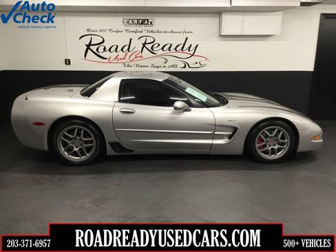 Used 2004 Chevrolet Corvette Z06 w/ Memory Package RWD image 1