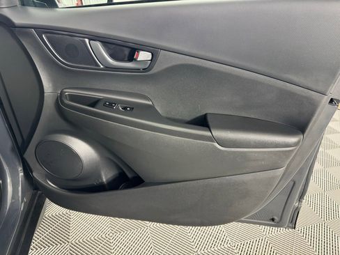 Used 2023 Hyundai Kona SEL image 29