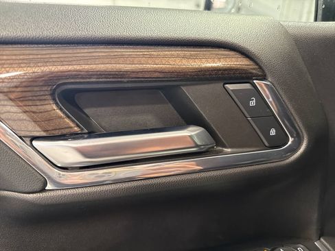 Used 2024 Chevrolet Silverado 1500 LT AWD/4WD image 31