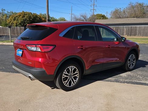 Used 2022 Ford Escape SEL image 11