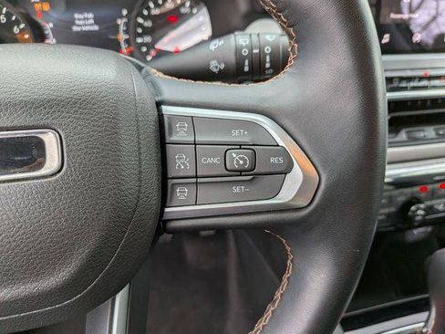 Certified 2022 Jeep Compass Limited AWD/4WD image 16