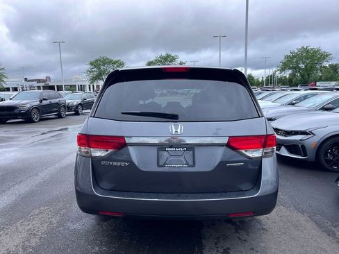 Used 2016 Honda Odyssey SE image 4